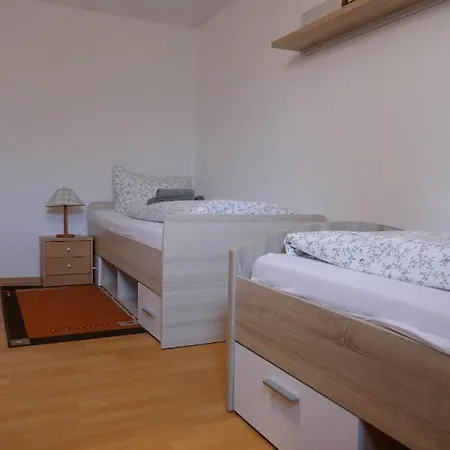 Lägenhet Grosses, Helles 3-zimmer Souterrain *